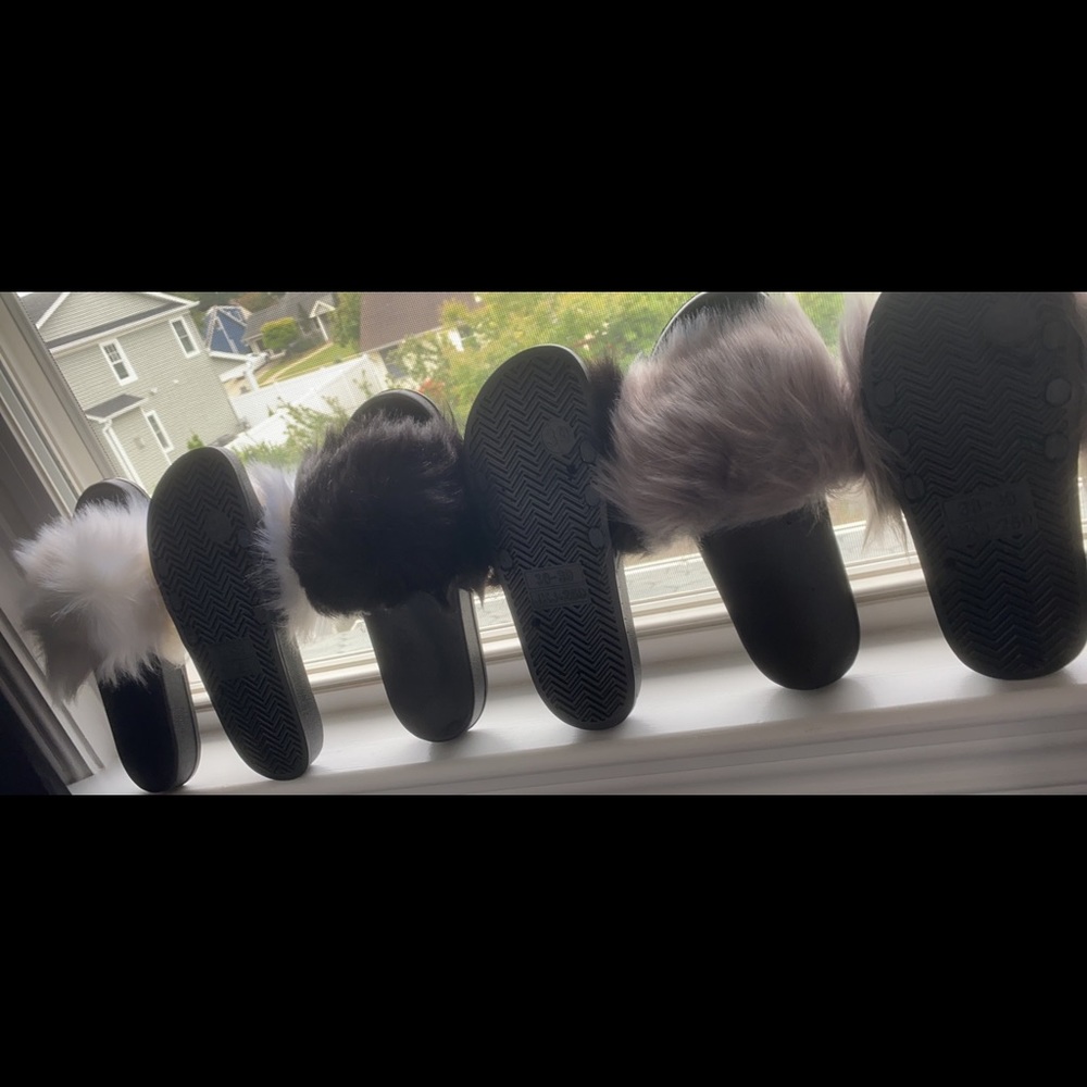 Fluffy Slides - Picture 2 of 3